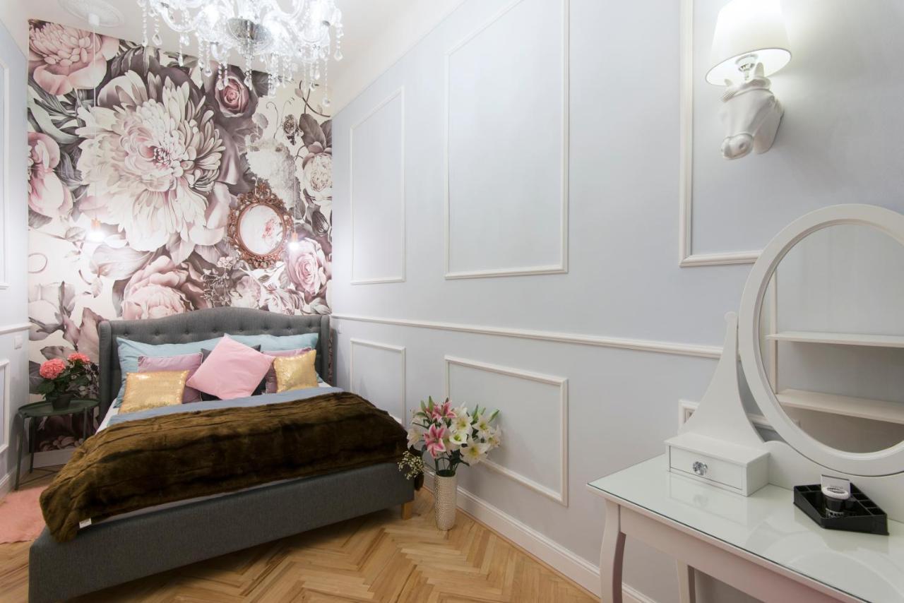 Vogue Apartment Near By Wenceslas Square Прага Экстерьер фото