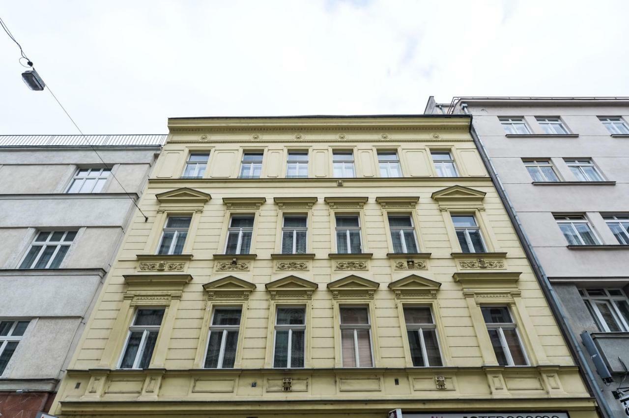 Vogue Apartment Near By Wenceslas Square Прага Экстерьер фото